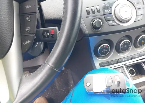 2010 Mazda Mazda3 S Grand Touring z USA, uszkodzony, nr VIN JM1BL1S67A1162999